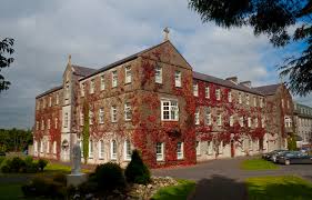 St. Jarlath's College, Tuam, Co. Galway |  https://commons.wikimedia.org/wiki/File:Tuam_St._Jarlath%27s_College_2009_09_14.jpg