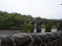 Newport, Co Mayo old Bridge | https://commons.wikimedia.org/wiki/File:Newport_County_Mayo_old_bridge.JPG