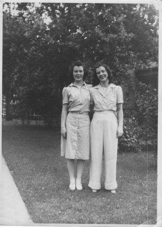 Anna Mae and Dorothy Louise Shields at approximately 20 years old in 1940. | Purdy Family Archives